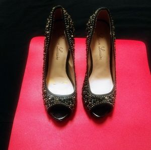 Lauren Lorraine Peep Toe Pumps